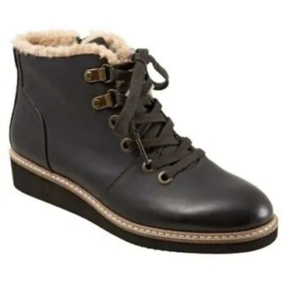 SoftWalk Women's Wilcox Hiking Boot in Charcoal Leather